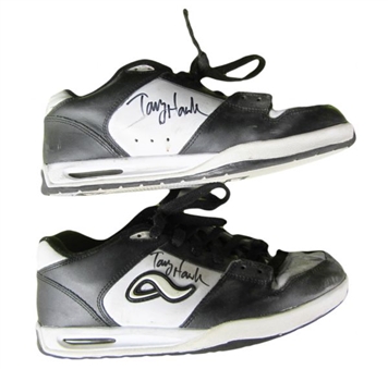 Tony Hawk Personally Worn Adio Deck Shoes, size 13, Both Signed